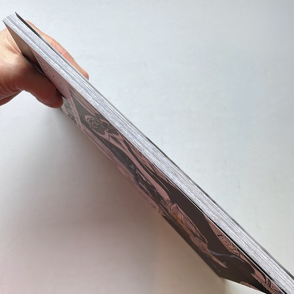 NOT ELIGIBLE FOR BUNDLE DEAL/SALE Coloring DC: Batman-Hush, Vol. 1 - Picture 4 of 12